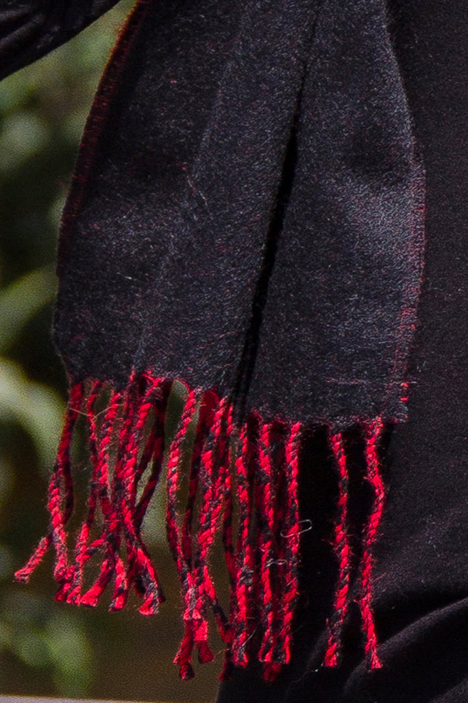 Reversible 100% Baby Alpaca Woven Scarf - Natural Fiber Wrap for Women and Men - Black/Red - ARGUA